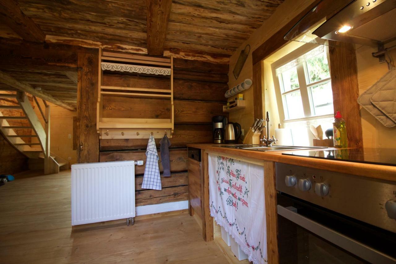 Ferienhaus Anno Dazumal, wie zu Opa`s Zeiten Klingenthal Exterior foto
