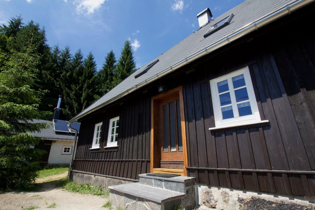Ferienhaus Anno Dazumal, wie zu Opa`s Zeiten Klingenthal Exterior foto